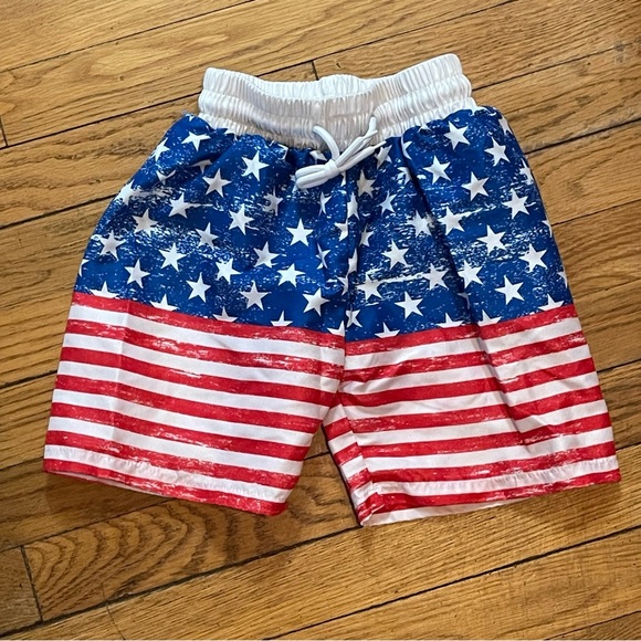 SHEIN Other - SHEIN Red and White Patriotic Shorts